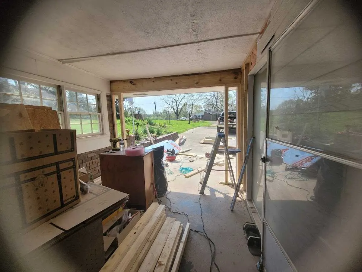 Air movers and dehumidifier for Drying & Dehumidification in Pompey